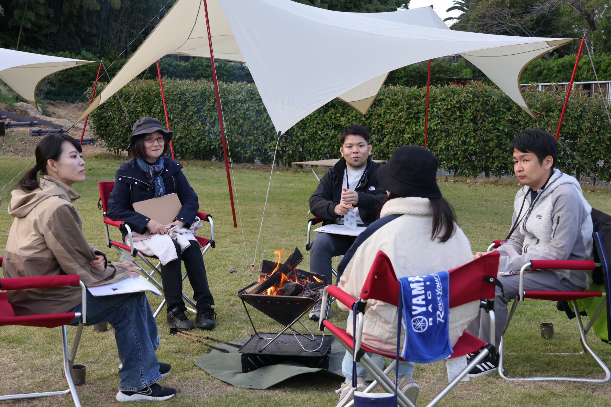 初対面同士が打ち解けた焚火の夜――アウトドア研修で生まれた「人の心が通う瞬間」_2