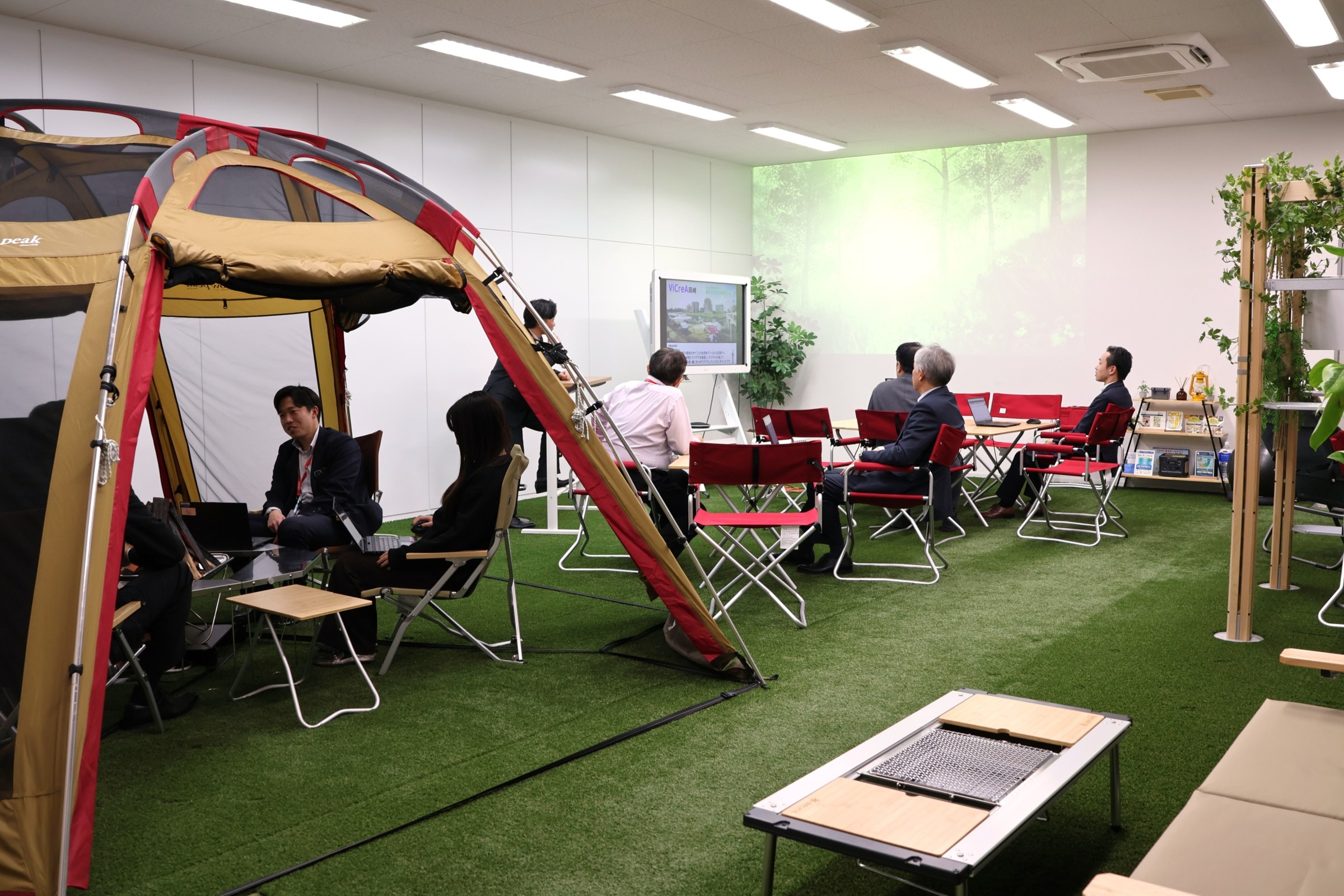 オフィスは文化を育てる土壌へ
新境地を切り拓く、岡崎営業所の挑戦