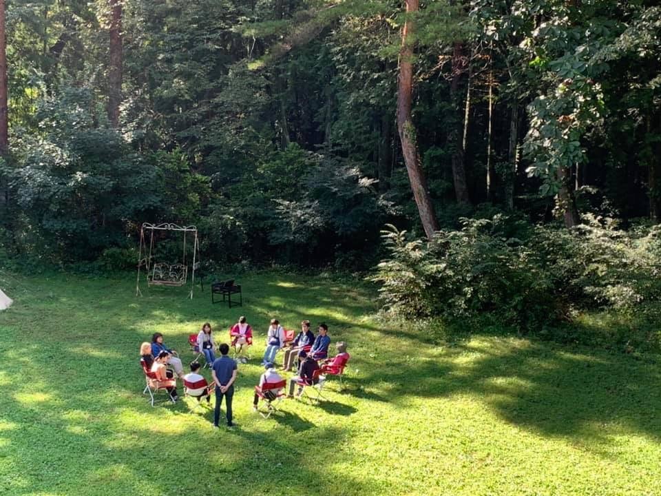 「変化させられる」のではなく、「自分で変わる」組織へ