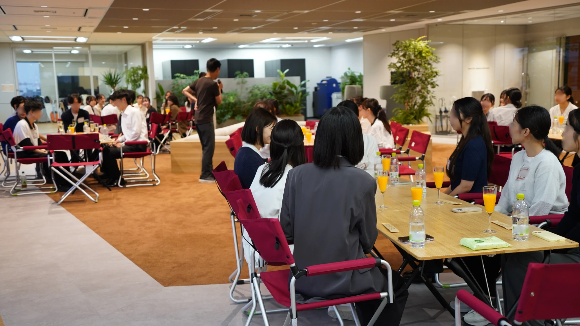 「食べるだけ」にしない、食堂の多機能化