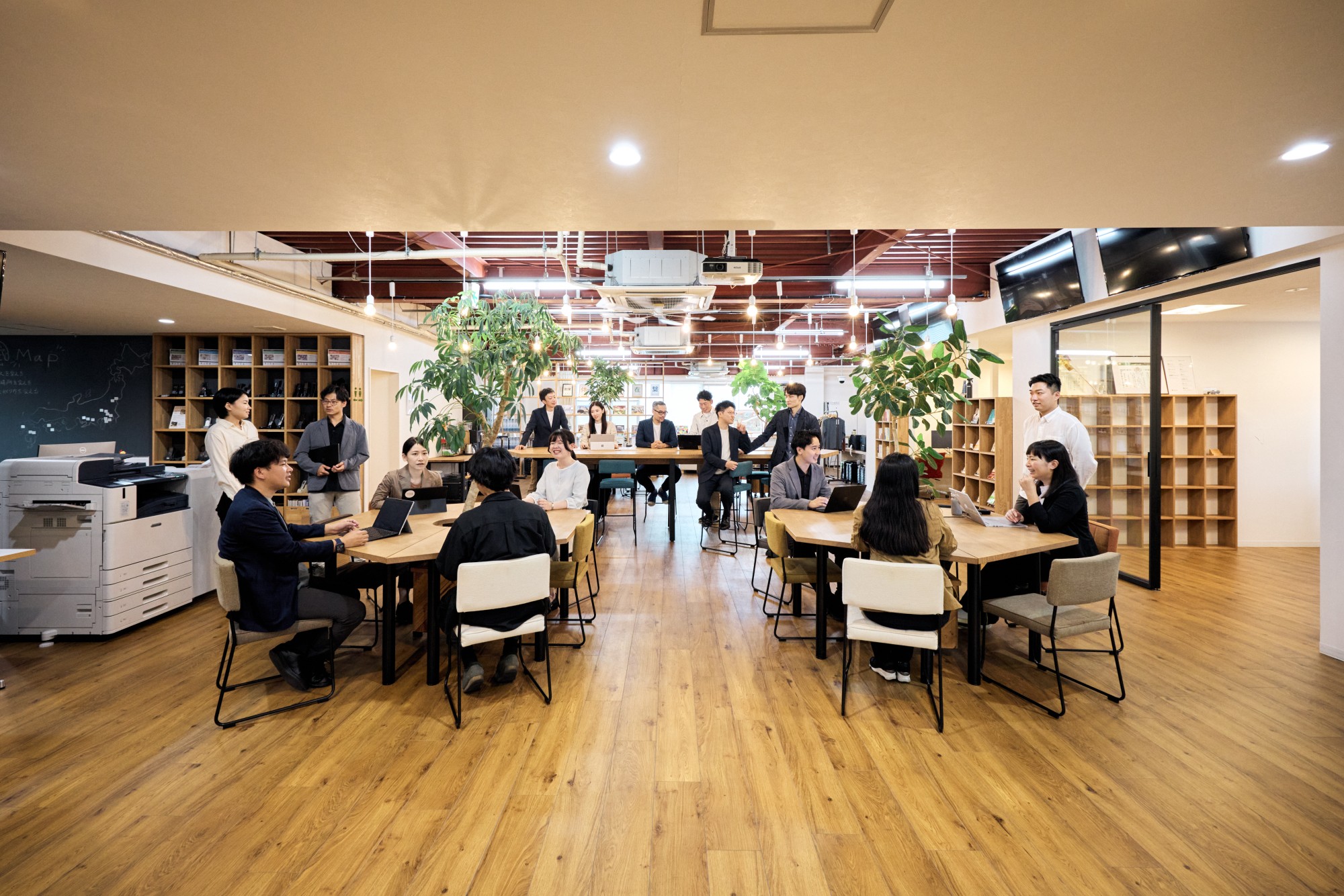 オフィス視察ツアー