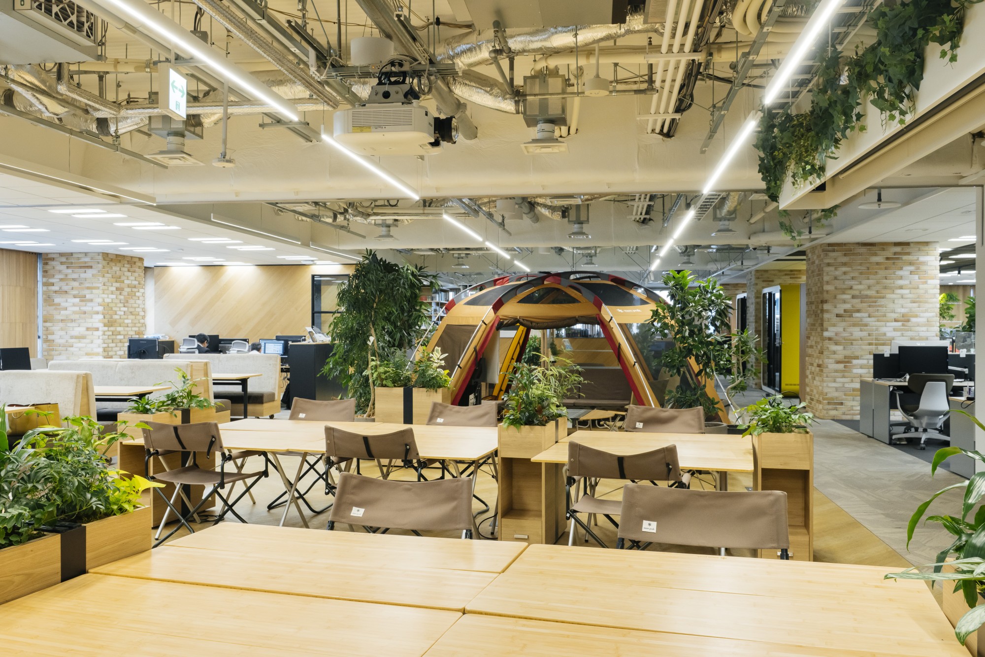 オフィス視察ツアー